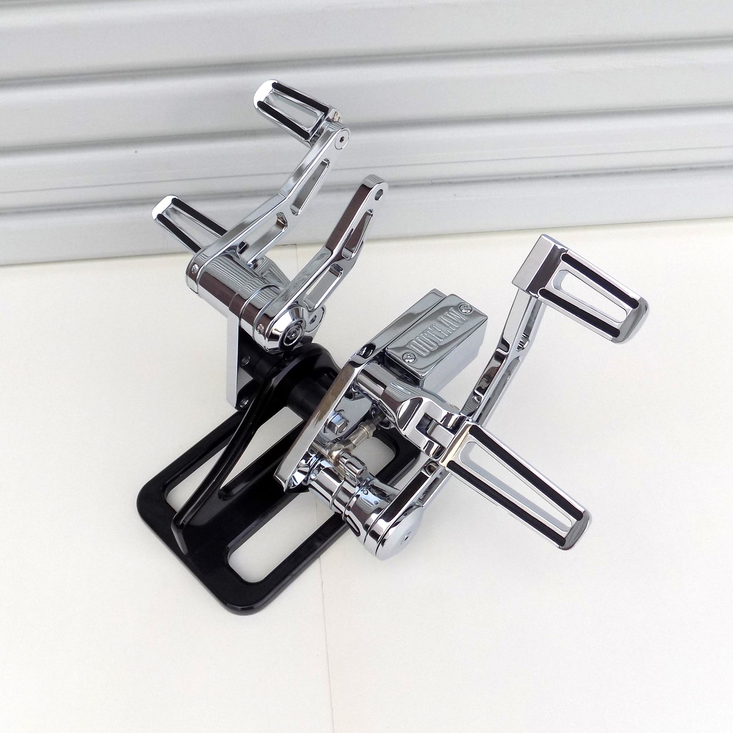 FORWARD CONTROLS - 84-99 SOFTAIL / RIGID / FX / FL - CHROME
