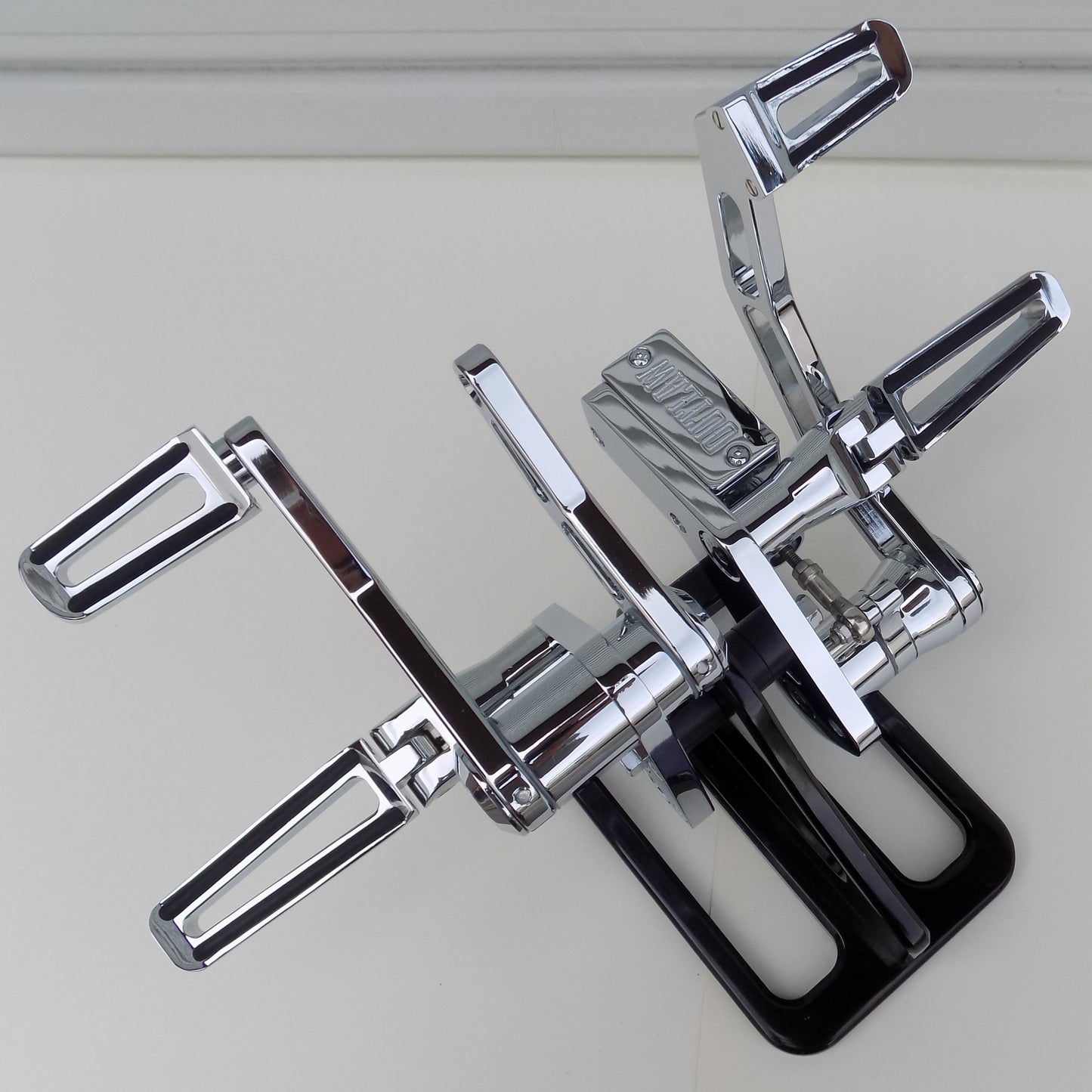 FORWARD CONTROLS - 84-99 SOFTAIL / RIGID / FX / FL - CHROME