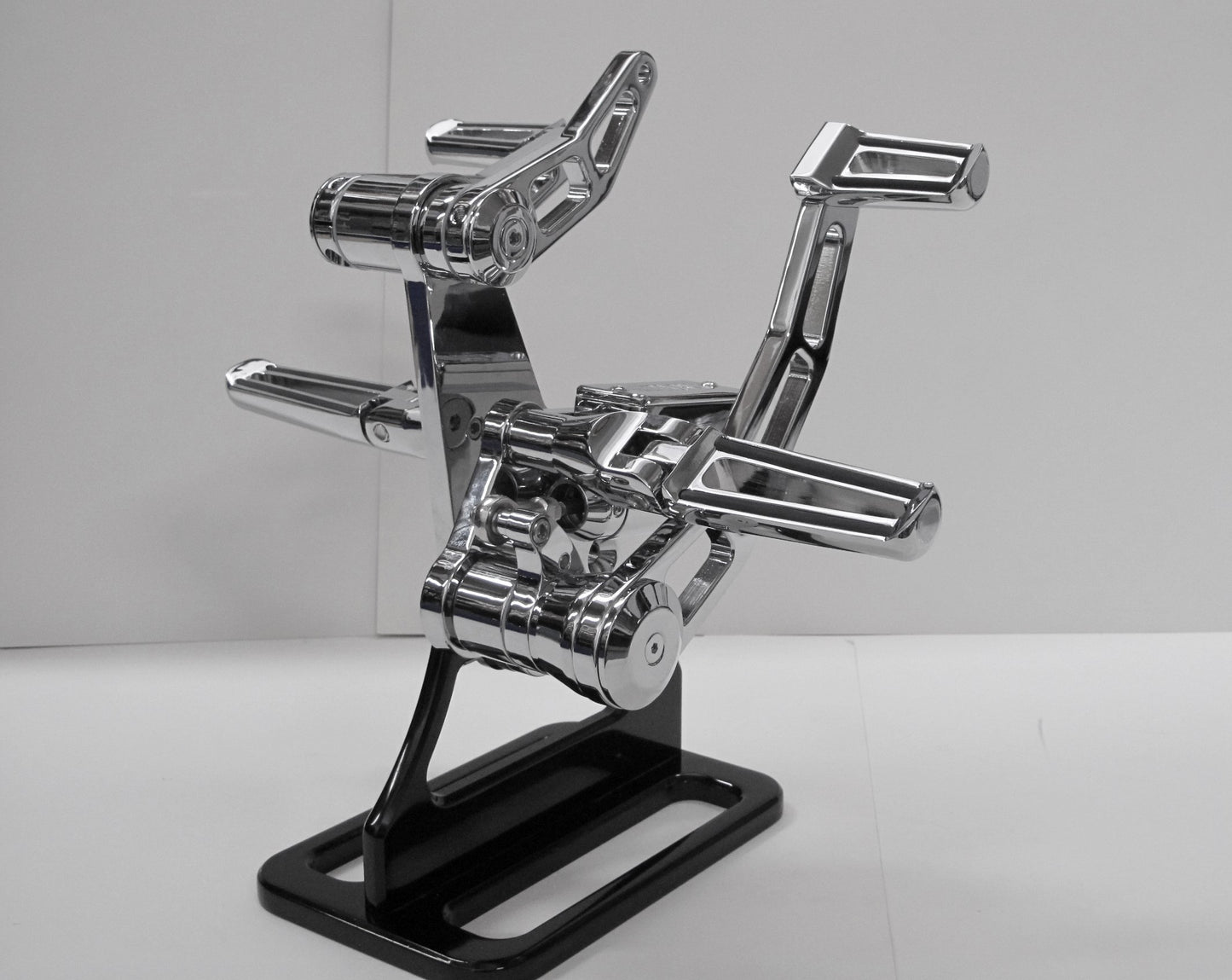 FXR CHROME FORWARD CONTROLS HARLEY FXRS/P/T