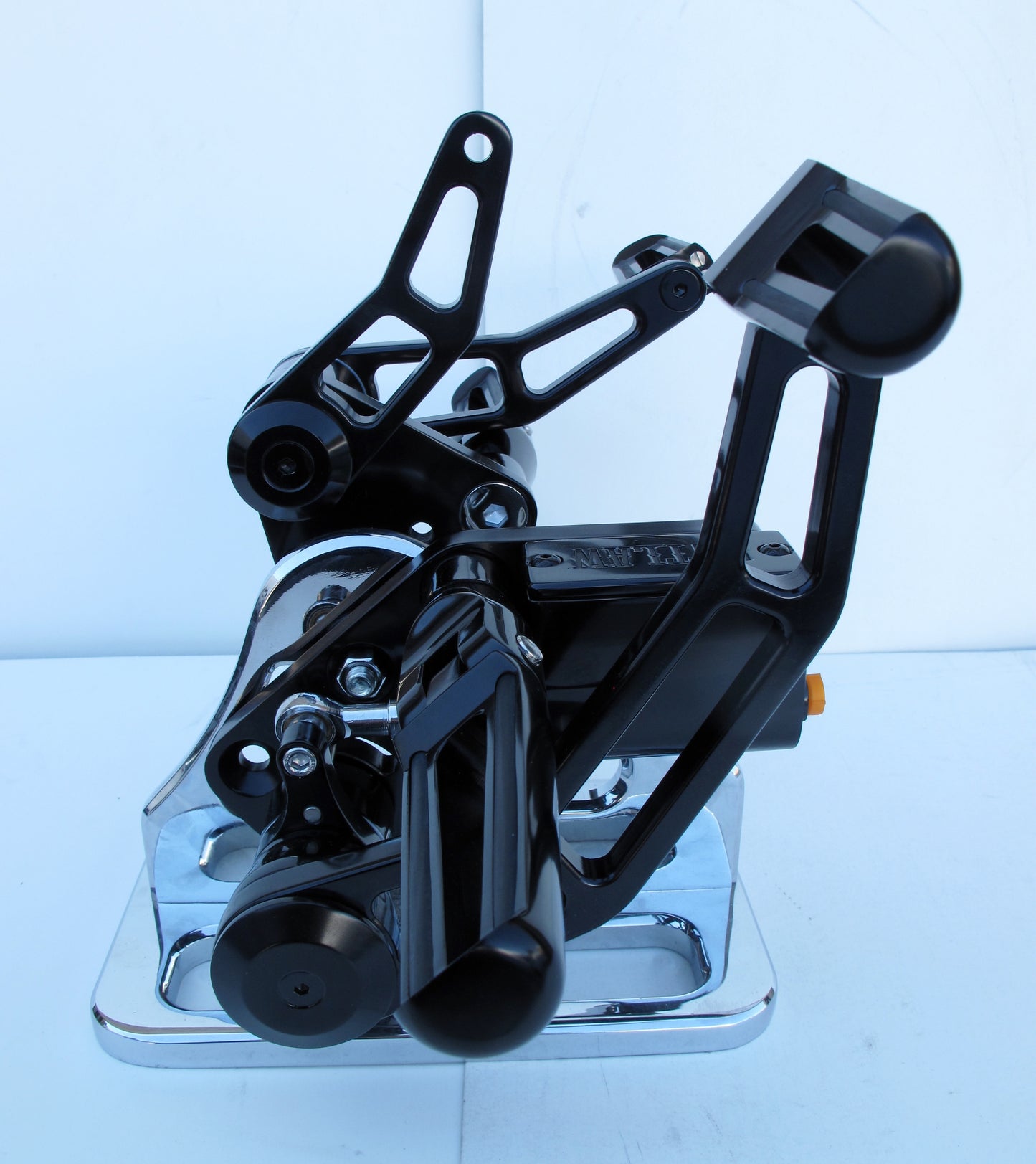 FORWARD CONTROLS - 84-99 SOFTAIL / RIGID / FX / FL - BLACK
